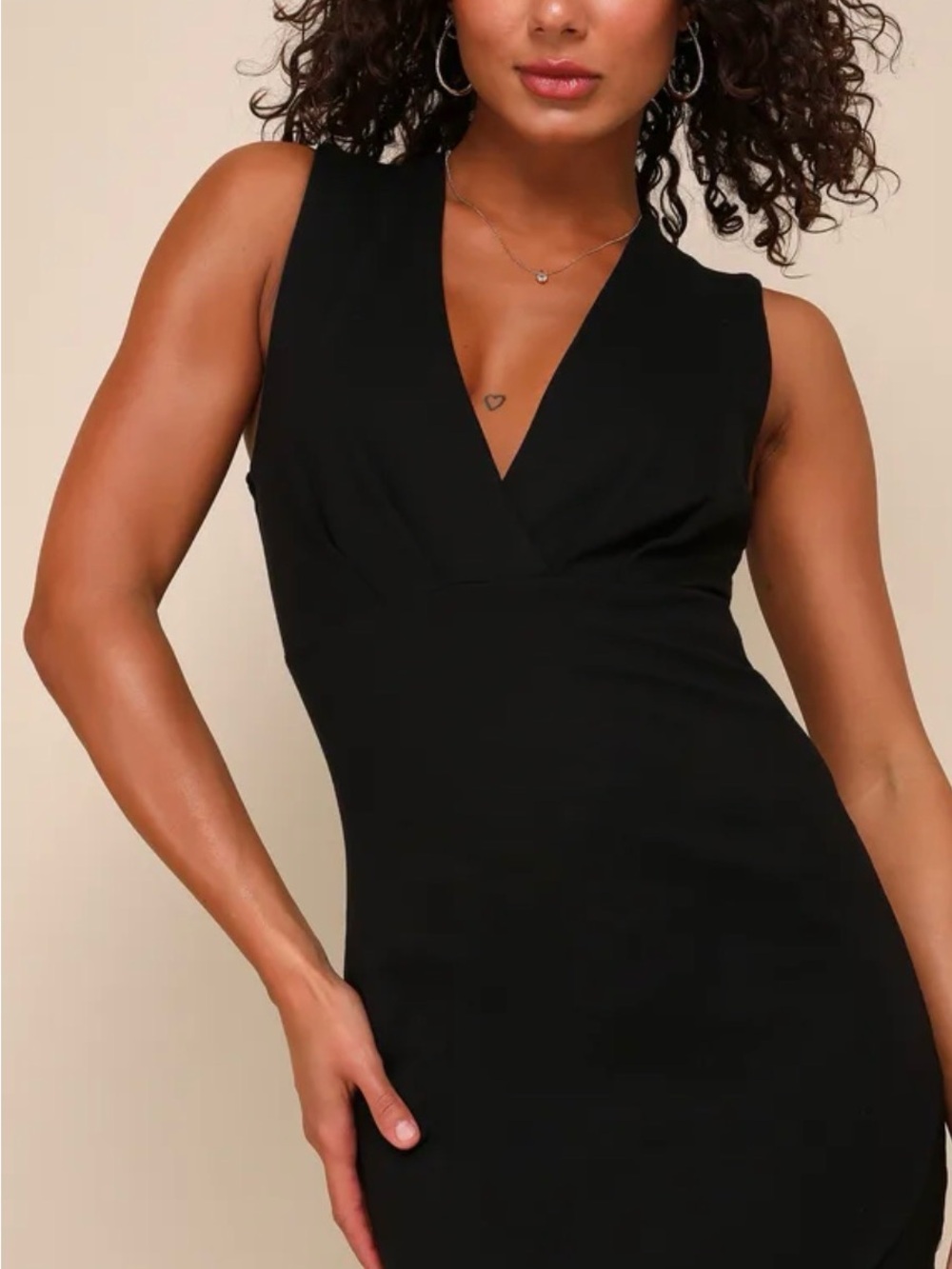 Lulus Cocktail Hour Sleeveless Black V-Neck Sheath Dress with Tulip Hem-Small
